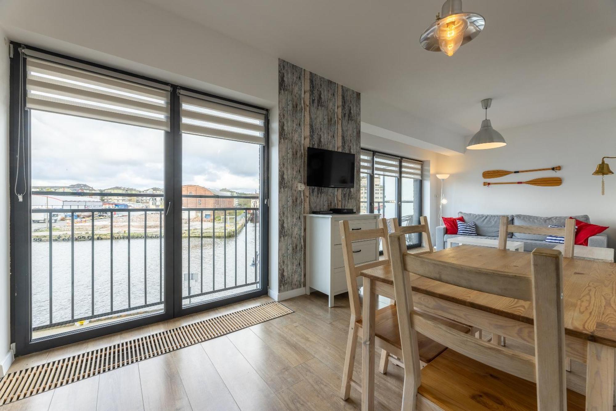 Apartamenty Baltyckie - Bulwar Portowy - Widok Na Port, Centrum, Najlepsza Lokalizacja W Ustce Ustka Ngoại thất bức ảnh