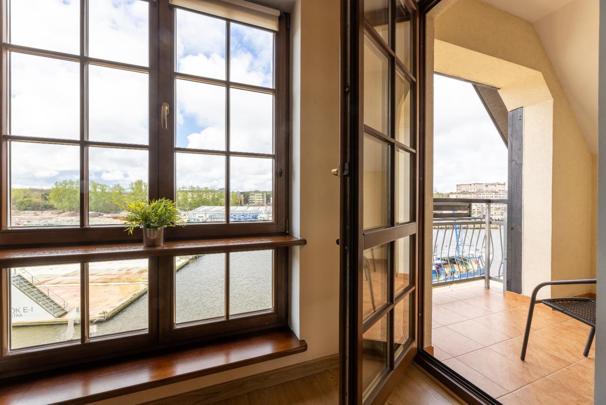 Apartamenty Baltyckie - Bulwar Portowy - Widok Na Port, Centrum, Najlepsza Lokalizacja W Ustce Ustka Ngoại thất bức ảnh