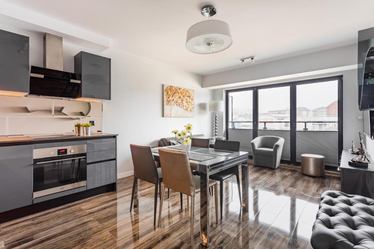 Apartamenty Baltyckie - Bulwar Portowy - Widok Na Port, Centrum, Najlepsza Lokalizacja W Ustce Ustka Ngoại thất bức ảnh